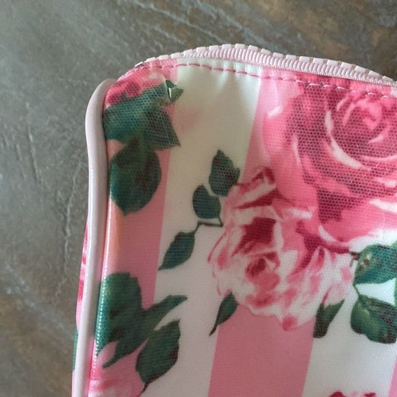 Floral Rose Cosmetic Case - Picture 7 of 7